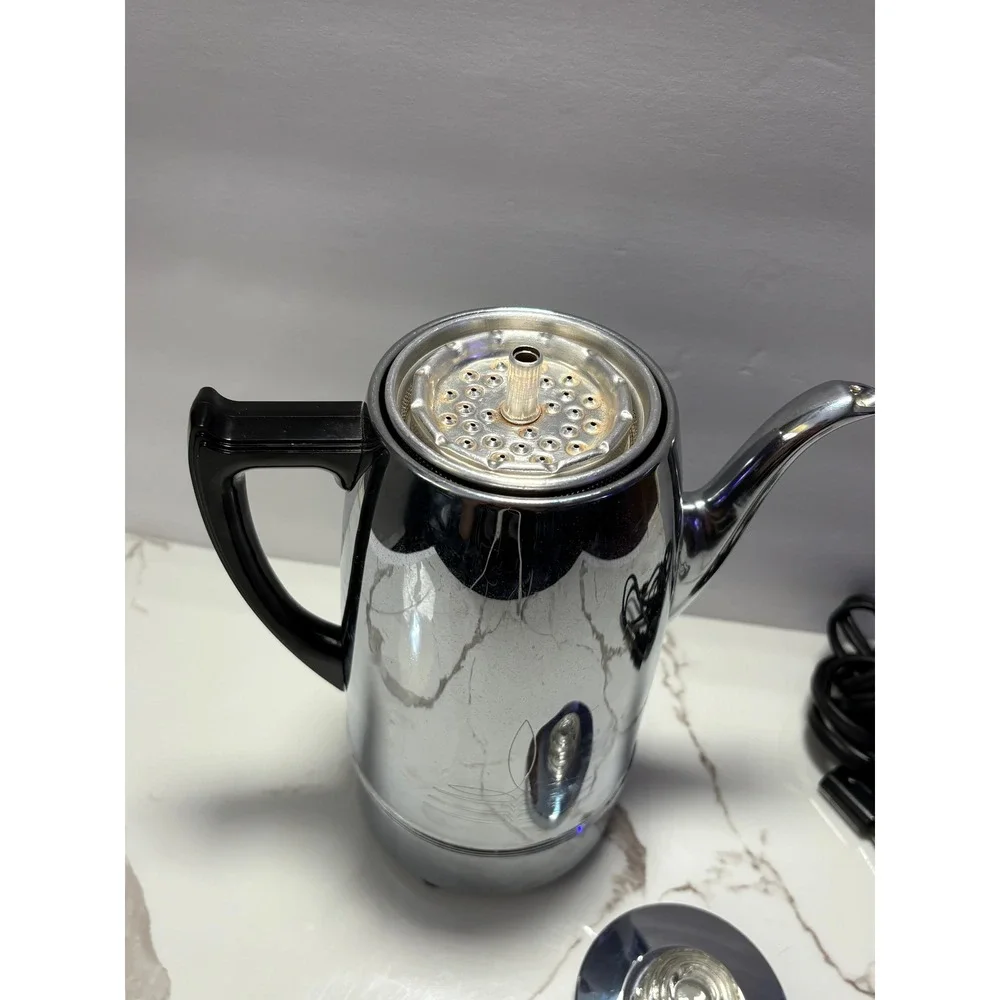 Vintage Universal Coffeematic Electric‎ Percolator Chrome 4408